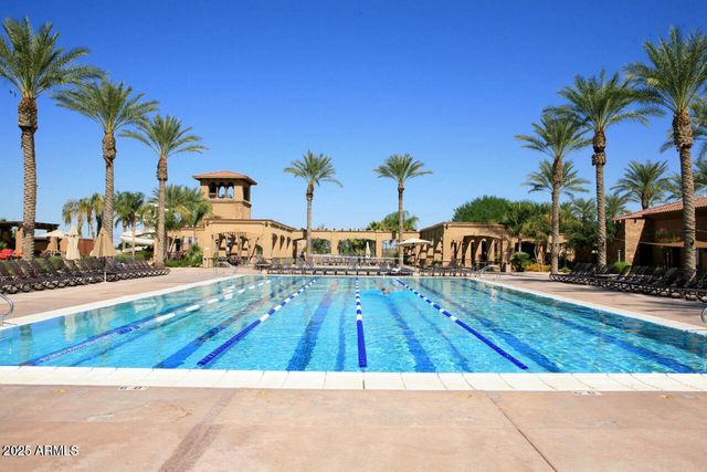 4610 E MEADOWVIEW Drive, Gilbert, AZ 85298