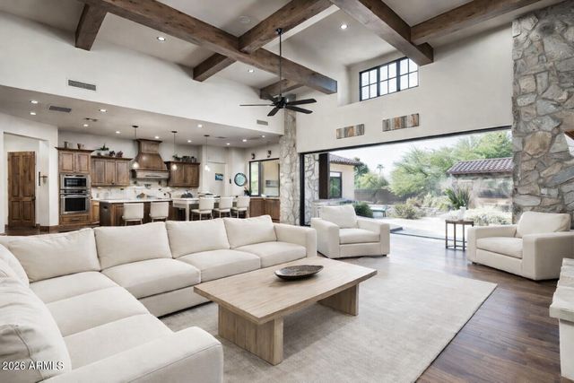 4610 E MEADOWVIEW Drive, Gilbert, AZ 85298