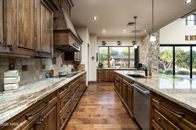 4610 E MEADOWVIEW Drive, Gilbert, AZ 85298