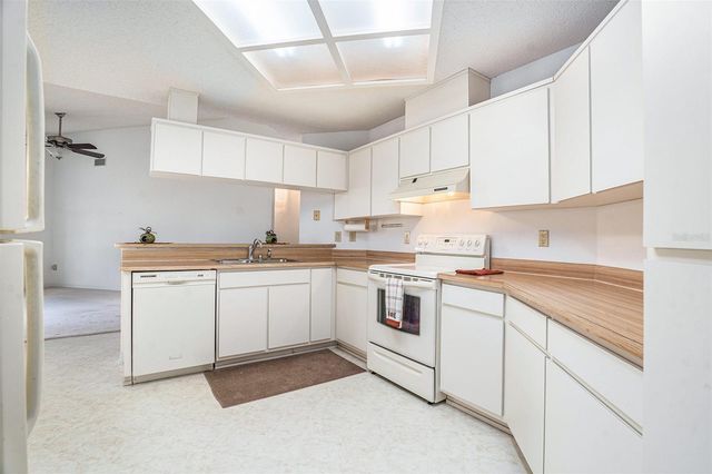 1247 VENETIA DRIVE, Spring Hill, FL 34608