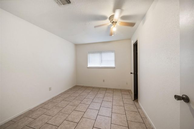 5415 Fawn Trail Lane, Humble, TX 77346