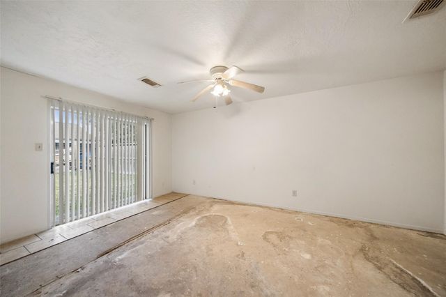 5415 Fawn Trail Lane, Humble, TX 77346