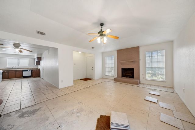 5415 Fawn Trail Lane, Humble, TX 77346