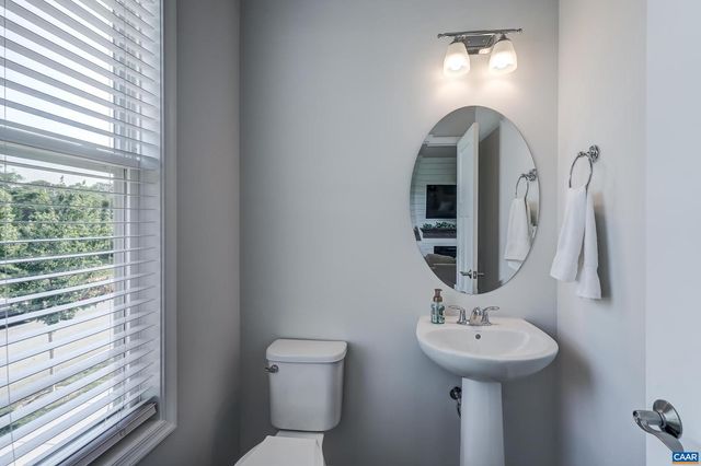 5937 MCCOMB ST, Crozet, VA 22932