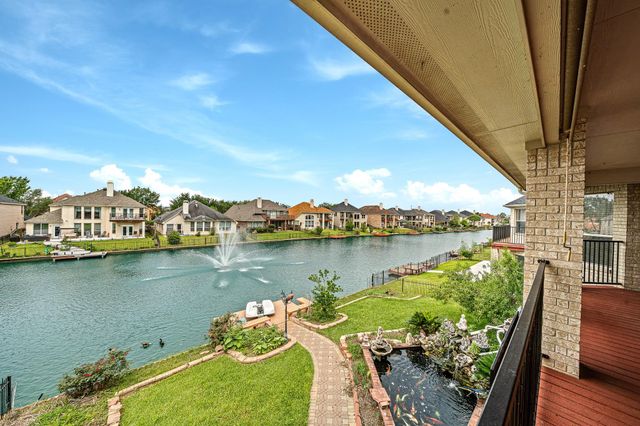 14406 Dunrobin Way, Sugar Land, TX 77498