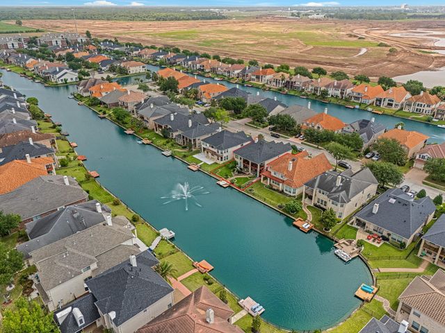 14406 Dunrobin Way, Sugar Land, TX 77498