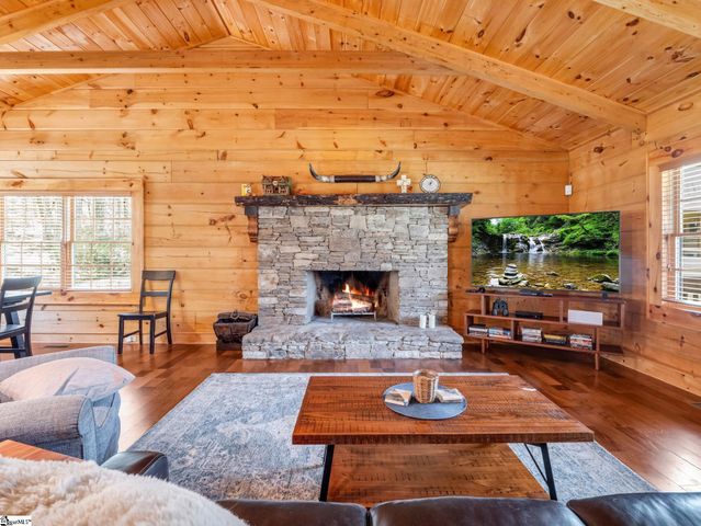 175 Pink Campbell Road, Landrum, SC 29356