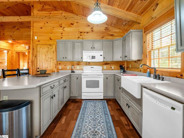 175 Pink Campbell Road, Landrum, SC 29356