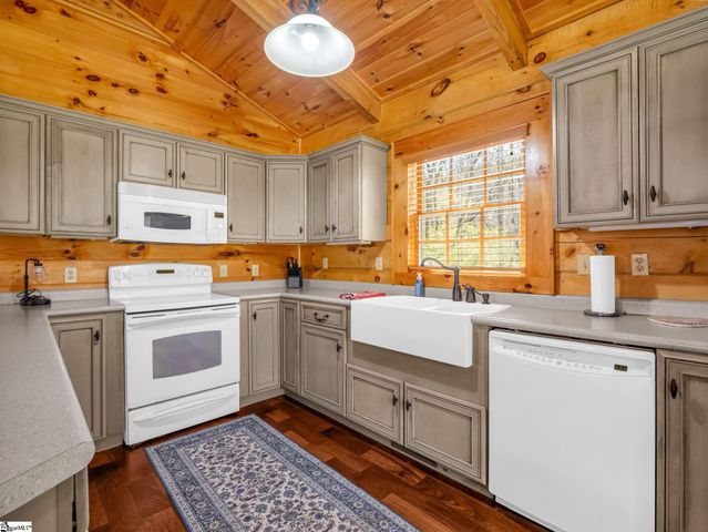 175 Pink Campbell Road, Landrum, SC 29356