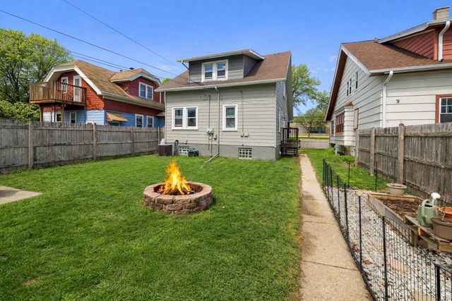 4013 W Forest Home AVENUE, Milwaukee, WI 53215