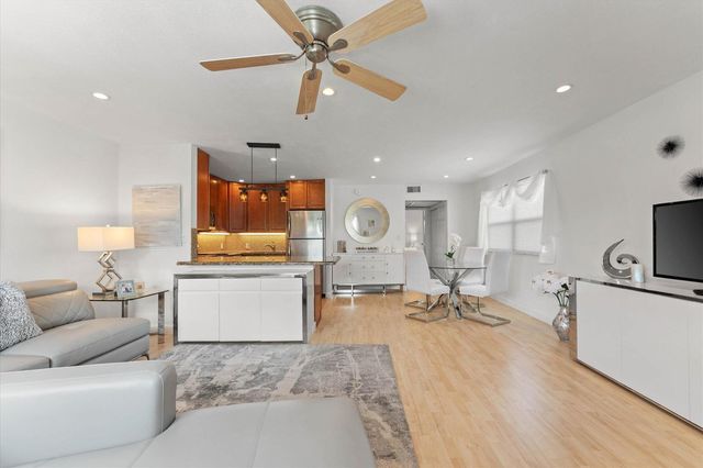334 Tuscany F, Delray Beach, FL 33446