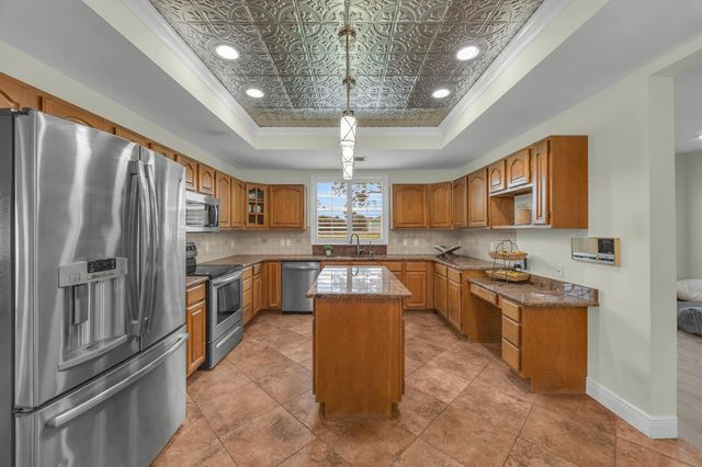 10206 SW Yuma Terrace, Palm City, FL 34990