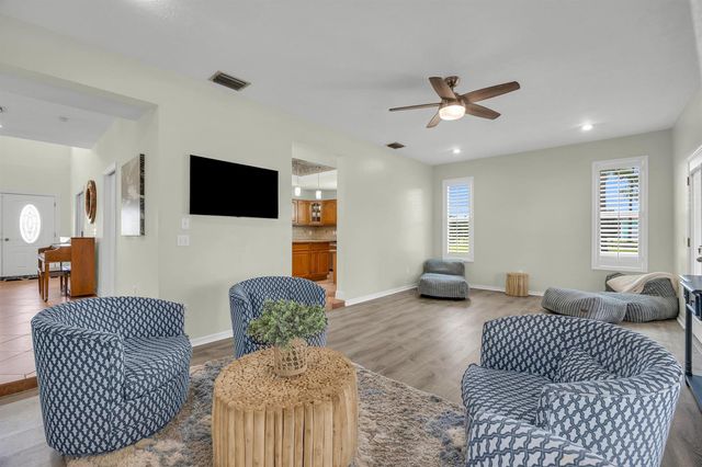 10206 SW Yuma Terrace, Palm City, FL 34990
