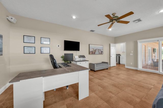 10206 SW Yuma Terrace, Palm City, FL 34990