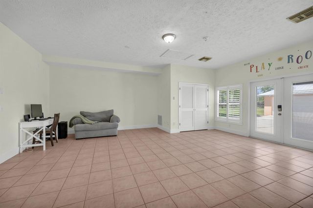 10206 SW Yuma Terrace, Palm City, FL 34990