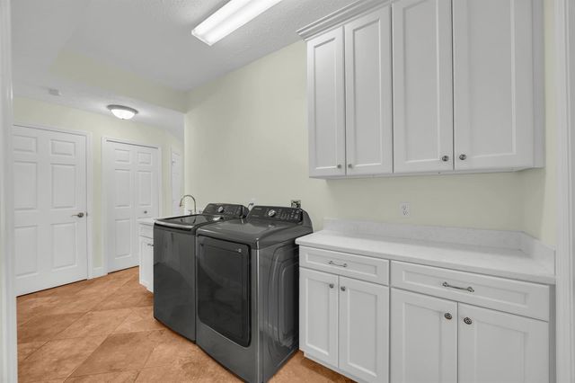 10206 SW Yuma Terrace, Palm City, FL 34990