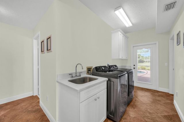10206 SW Yuma Terrace, Palm City, FL 34990