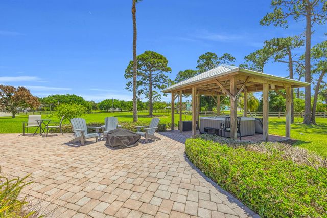 10206 SW Yuma Terrace, Palm City, FL 34990