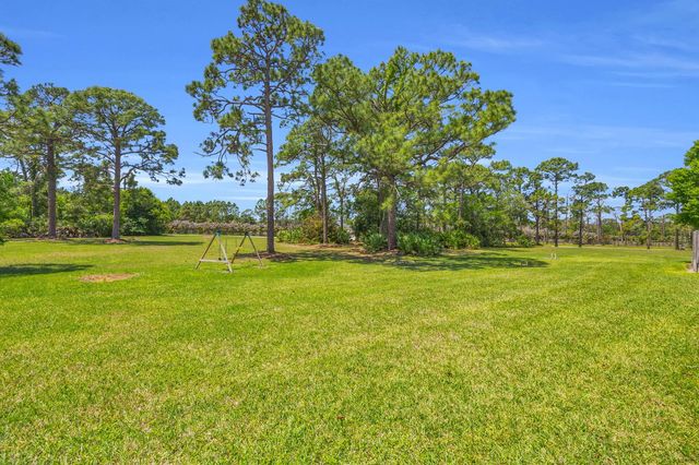 10206 SW Yuma Terrace, Palm City, FL 34990