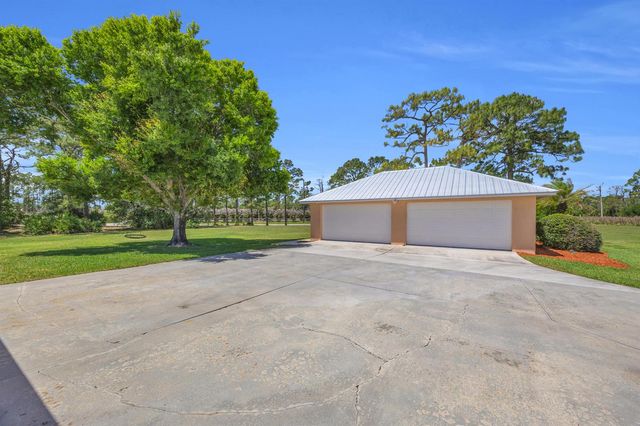 10206 SW Yuma Terrace, Palm City, FL 34990