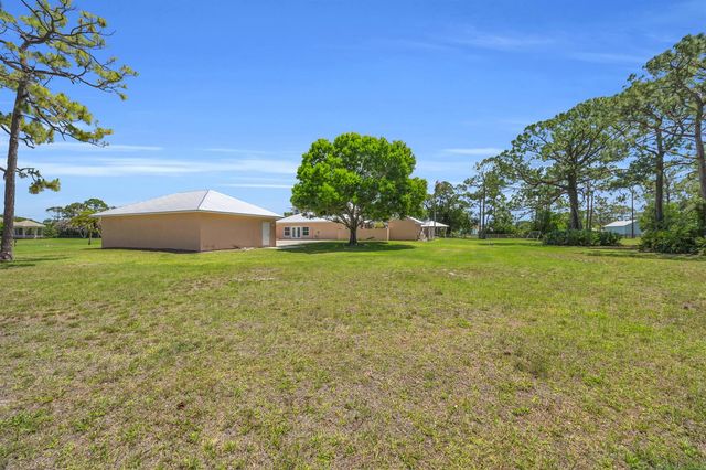 10206 SW Yuma Terrace, Palm City, FL 34990