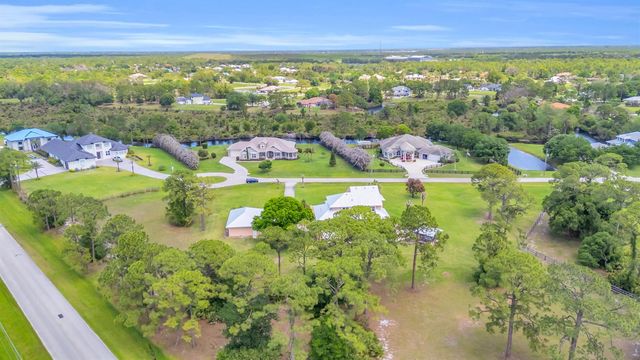10206 SW Yuma Terrace, Palm City, FL 34990