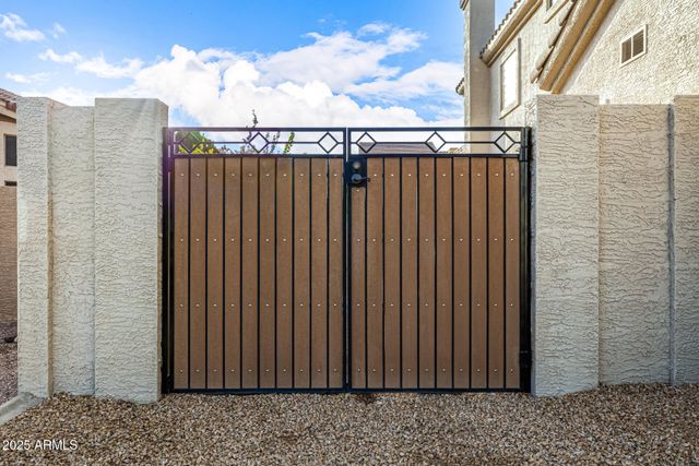 21134 N 69TH Drive, Glendale, AZ 85308