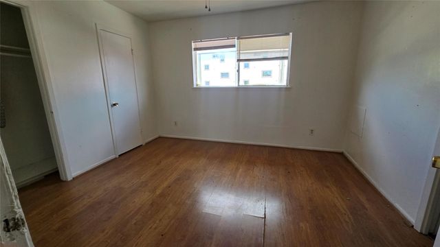 1403 Blalock Road 5, Houston, TX 77055