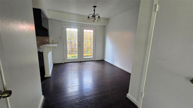 1403 Blalock Road 5, Houston, TX 77055