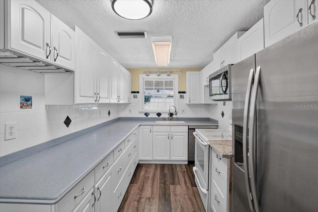 524 SPRING AVENUE, Anna Maria, FL 34216