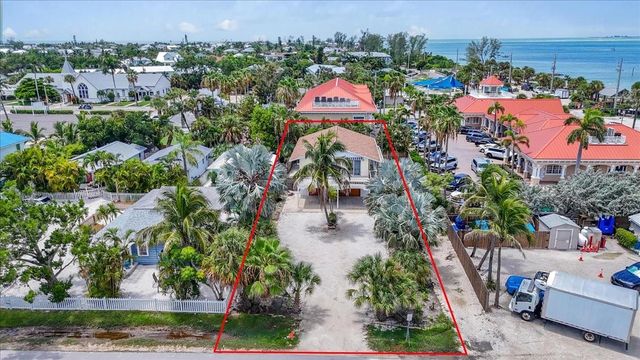 524 SPRING AVENUE, Anna Maria, FL 34216