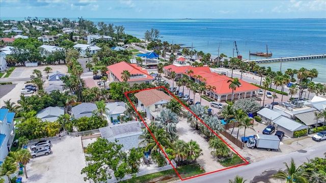 524 SPRING AVENUE, Anna Maria, FL 34216