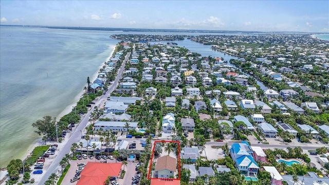 524 SPRING AVENUE, Anna Maria, FL 34216