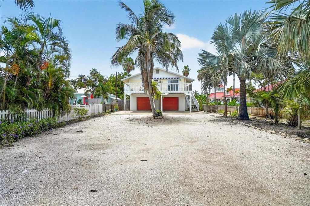 524 SPRING AVENUE, ANNA MARIA, FL 34216 — photo 3