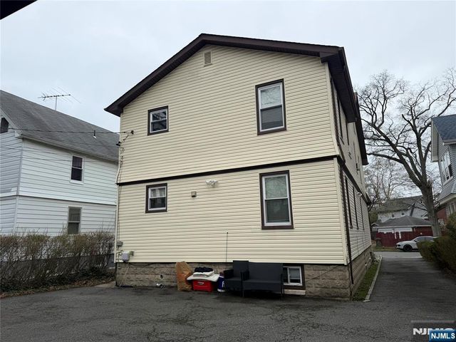 538 Maple Avenue, East Orange, NJ 07017