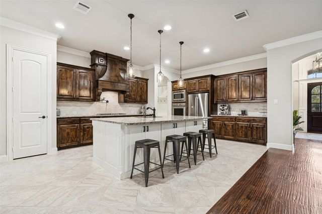 101 Northern Lights Court, Aurora, TX 76078