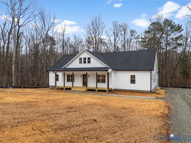 3167 Pineview Dr, Powhatan, VA 23139