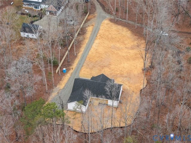 3167 Pineview Dr, Powhatan, VA 23139