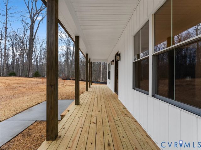 3167 Pineview Dr, Powhatan, VA 23139