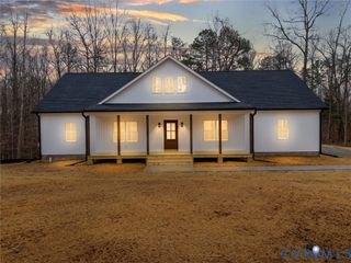 3167 Pineview Dr, Powhatan, VA 23139