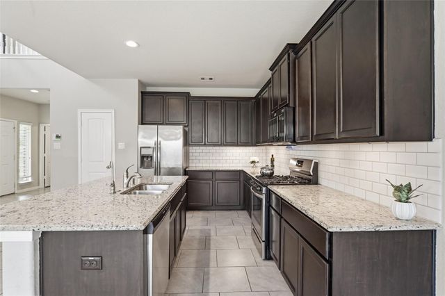 3418 Harvest Meadow Lane, Rosenberg, TX 77471