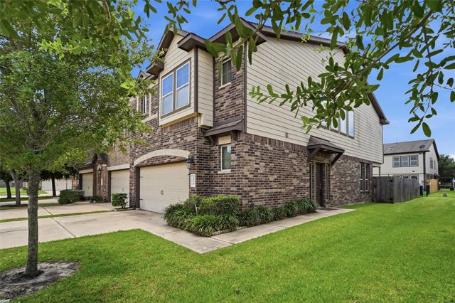 3418 Harvest Meadow Lane, Rosenberg, TX 77471