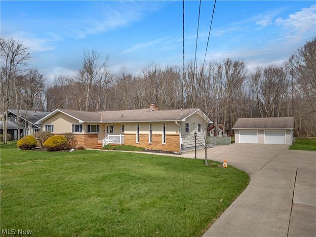 24292 Forestview Drive, Columbia Station, OH 44028