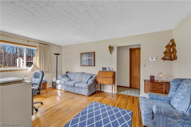 24292 Forestview Drive, Columbia Station, OH 44028