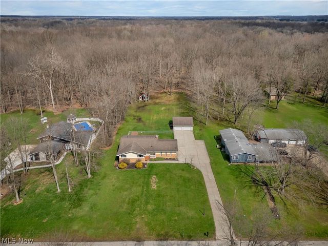 24292 Forestview Drive, Columbia Station, OH 44028