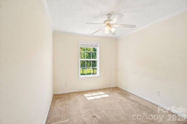 119 E Meadow Lane, Horse Shoe, NC 28742