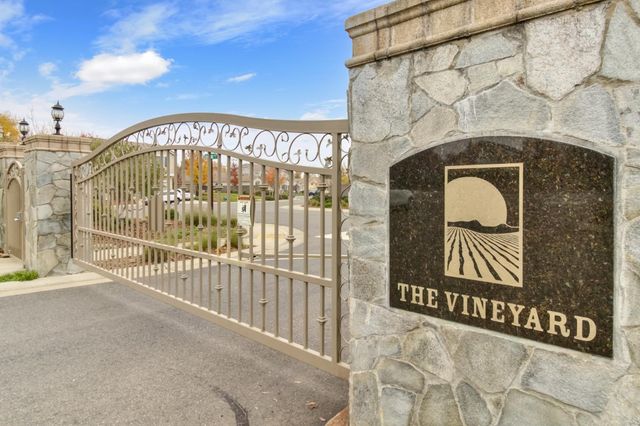 3228 Dolcetto St, Roseville, CA 95747