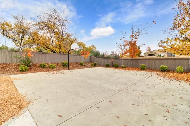 3228 Dolcetto St, Roseville, CA 95747