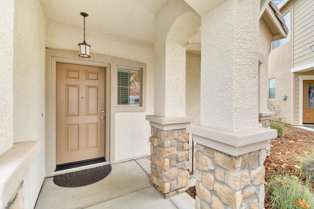 3228 Dolcetto St, Roseville, CA 95747