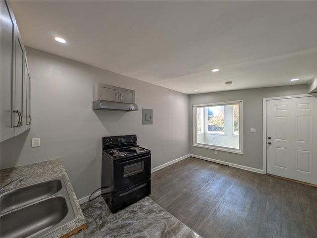 1672 Thornton SW Place, Atlanta, GA 30315